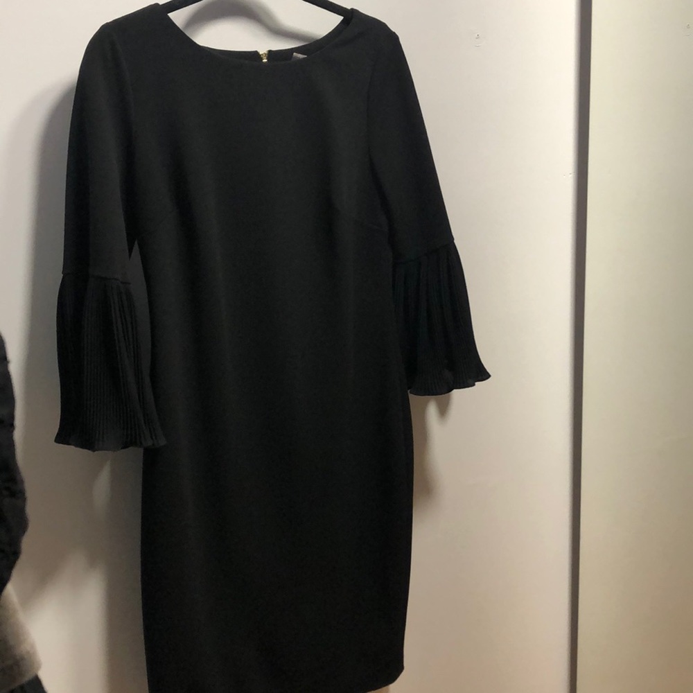 Calvin Klein Bell sleeve sheath dress